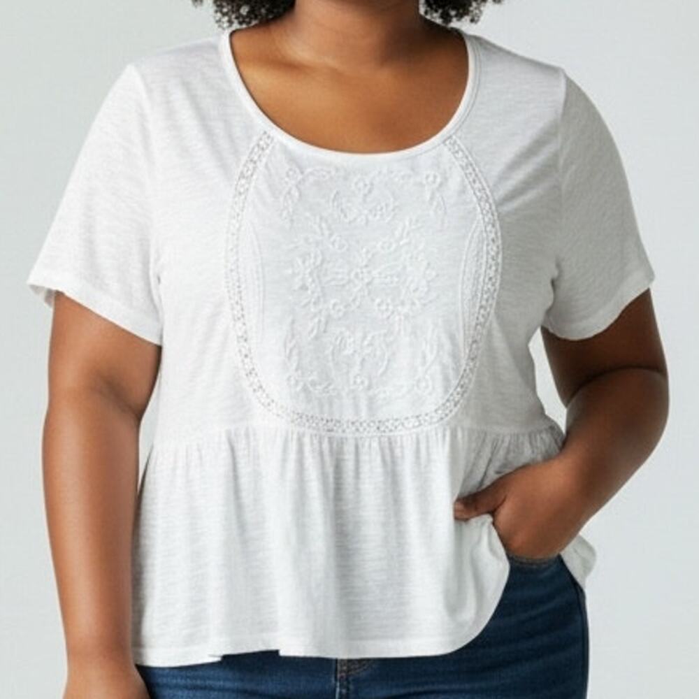 Style & Co Woman SS Peplum Top White Embroidery Crochet Accent Size 2X Plus